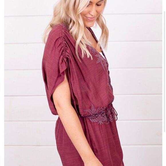 NEW Free People Weila Romper plum Floral Embroidered size XS - Picture 3 of 12